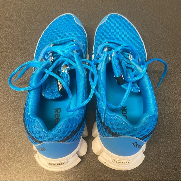 Pair of Reebok trainers! - Picture 5 of 6